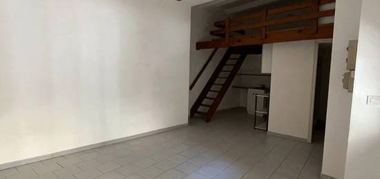 Location appartement 1 pièce 25 m²