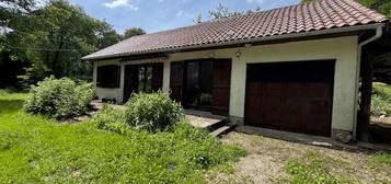 Maison  à louer, 3 pièces, 2 chambres, 66 m²