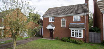 4 bedroom detached house to rent