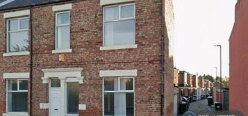 2 bedroom semi-detached house