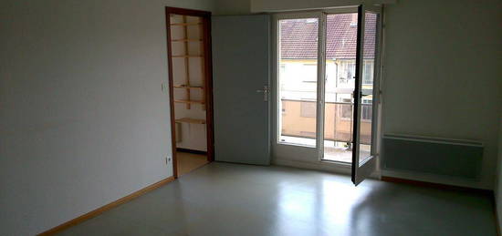 2 PIECES 46 M² NEUDORF, BALCON, GARAGE, PROX. TRAM Jean-Jaurès