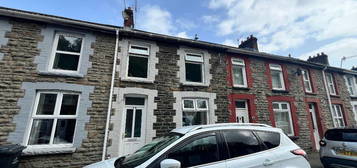 2 bedroom terraced house