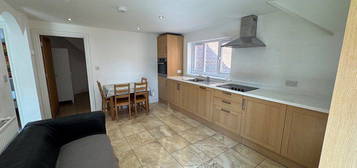 Flat to rent in Headington, Headington, Oxford OX3