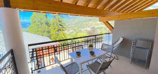 Magnifique T3 avec vue dégagée - grande terrasse résidence montagne Château des Magnans Alpes du Sud