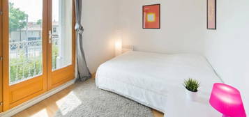 Chambre de service meublée  à louer, 5 pièces, 5 chambres, – m²