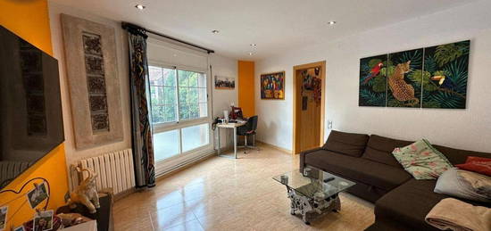 Piso en venta en Poble - Casc Antic