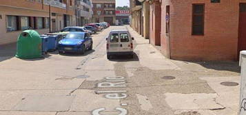 Casa en calle San Jerónimo en San Adrián