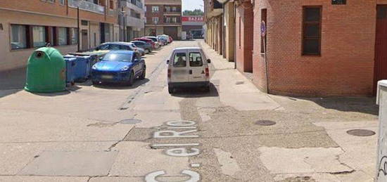 Casa en calle San Jerónimo en San Adrián