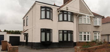 4 bedroom semi-detached house for sale