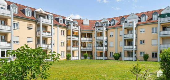 Gepflegte 2-Zimmer-Wohnung mit Balkon und Aufzug in familienfreundlicher Lage