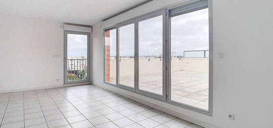 Location appartement 5 pièces 102 m²