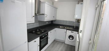 2 bedroom terraced house