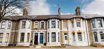 Flat to rent in West Grove, Roath, Cardiff CF24