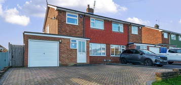 3 bedroom semi-detached house for sale