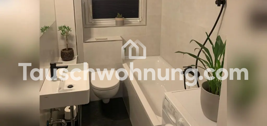 Tauschwohnung: Klein aber fein, frisch modernisiert (EBK, Bad, Böden etc.)