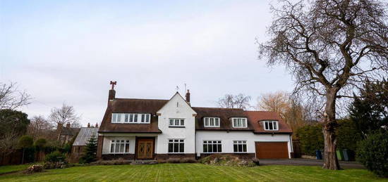 5 bedroom detached house for sale