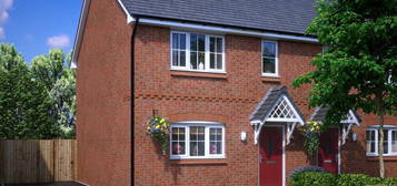 3 bed semi-detached house to rent