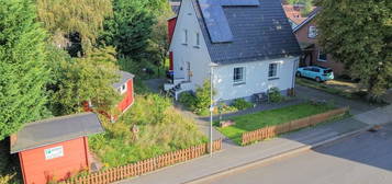 Einziehen und wohlfühlen! Kernsaniertes Einfamilienhaus in Gütersloh-Friedrichsdorf!