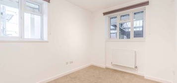 2 bed flat to rent