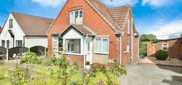 2 bedroom detached house for sale