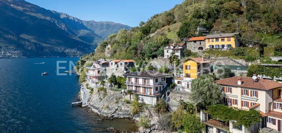 Villa unifamiliare via Europa 52, Tronzano Lago Maggiore