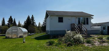 106 MITCHELL ROAD, Kapuskasing, Ontario