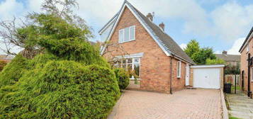 2 bedroom detached house