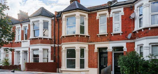 4 bedroom terraced house for sale