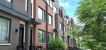 22 FREDERICK TISDALE DRIVE, Toronto (Downsview-Roding-CFB), Ontario
