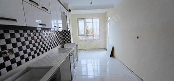 YILDIZTEPE MH.DUMLUPINAR CAD. YAKINI 2+1SATILIK DAİRE YBMS-60