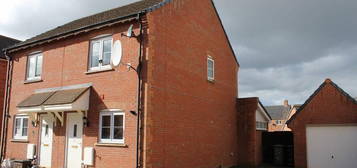 2 bedroom detached house