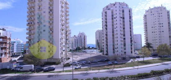 Apartamento T1 com vista mar