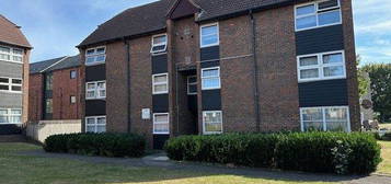 Flat for sale in Straight Road, Romford RM3