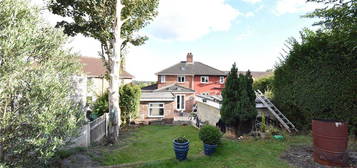 3 bed semi-detached house for sale