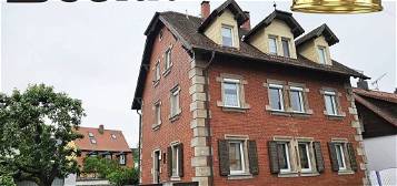V3396 Solides 3-Familienhaus mit schöner Backstein-/Sandsteinfassade in Burgfarrnbach                                 