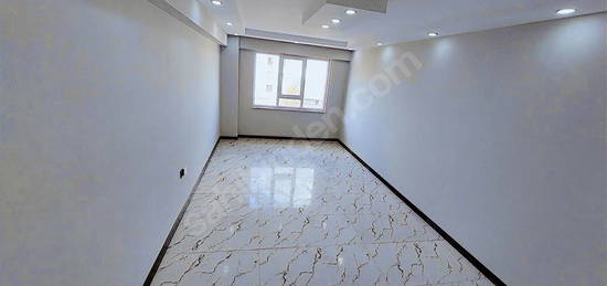 ŞEKER EMLAKTAN ERTAŞ CAD. YAKINI 130 M² 3+1 ÖZEL GARAJLI DAİRE