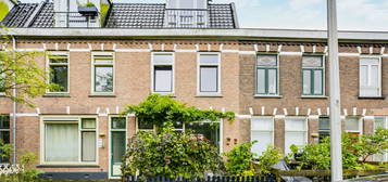 Cremerstraat 28