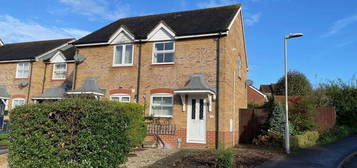 2 bedroom semi-detached house to rent