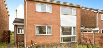 3 bed detached house for sale