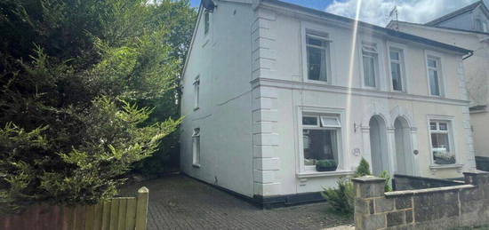 3 bedroom semi-detached house