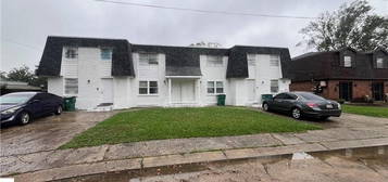 241 Marion Ct Apt C, River Ridge, LA 70123