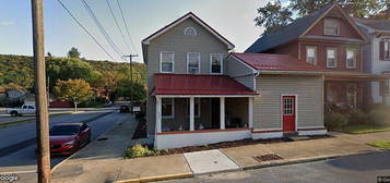 620 Mulberry St, Hollidaysburg, PA 16648