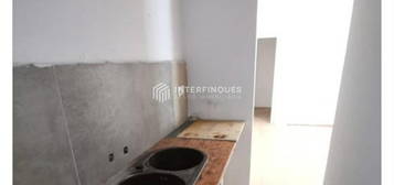 Piso en venta en Pintor Fortuny, Sant Crist