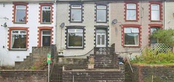 3 bed terraced house for sale