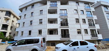 EYÜP&MERT'TEN KÜÇÜKYALI SAHİLDE VİLLALAR BÖLGESİNDE ÖNCEPHE 2+1