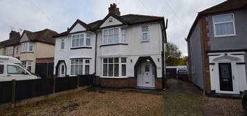 3 bedroom semi-detached house to rent