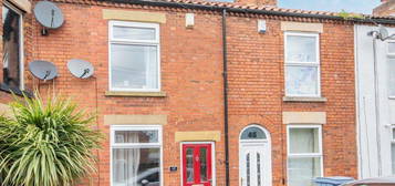 Terraced house to rent in Whitehall Road, Retford, Retford DN22