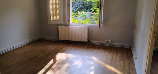 Appartement T3 avec 2 chambres 51 m2 à GRENOBLE