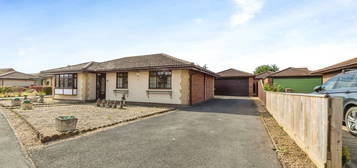 3 bed detached bungalow for sale