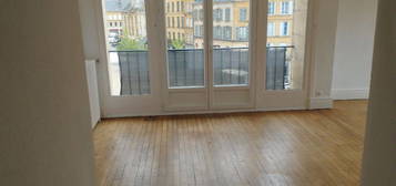 Appartement t3 centre ville